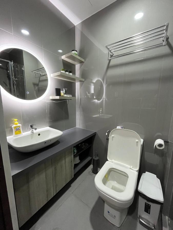 Homey 1 Bedroom Unit At Air Residences Makati City Exterior photo
